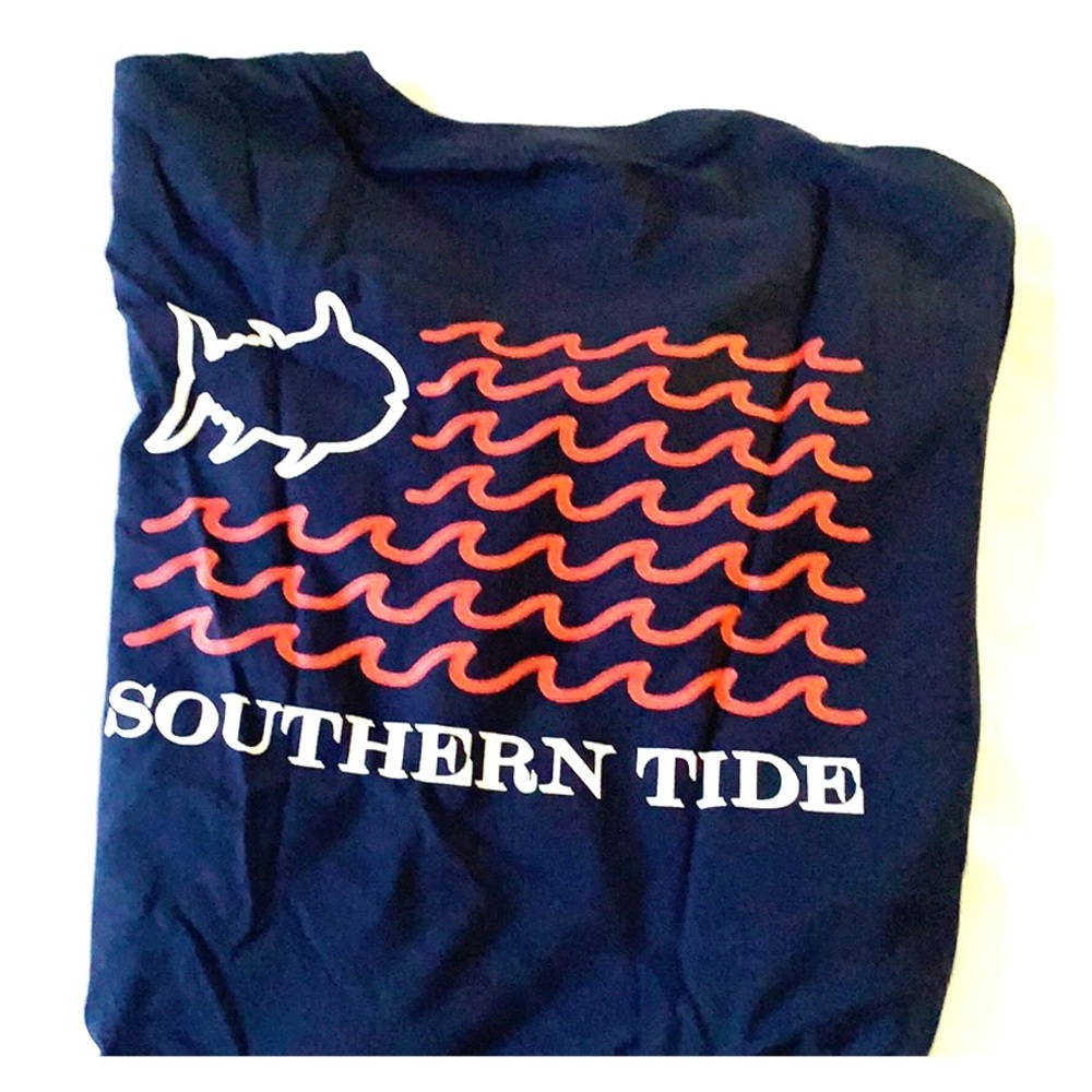 Boys large southern tide T-shirt never worn